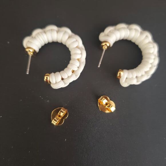 Kate Spade Gold Tone White Leather Wrapped C Hoop Earrings Medium New With Tags - Picture 7 of 10